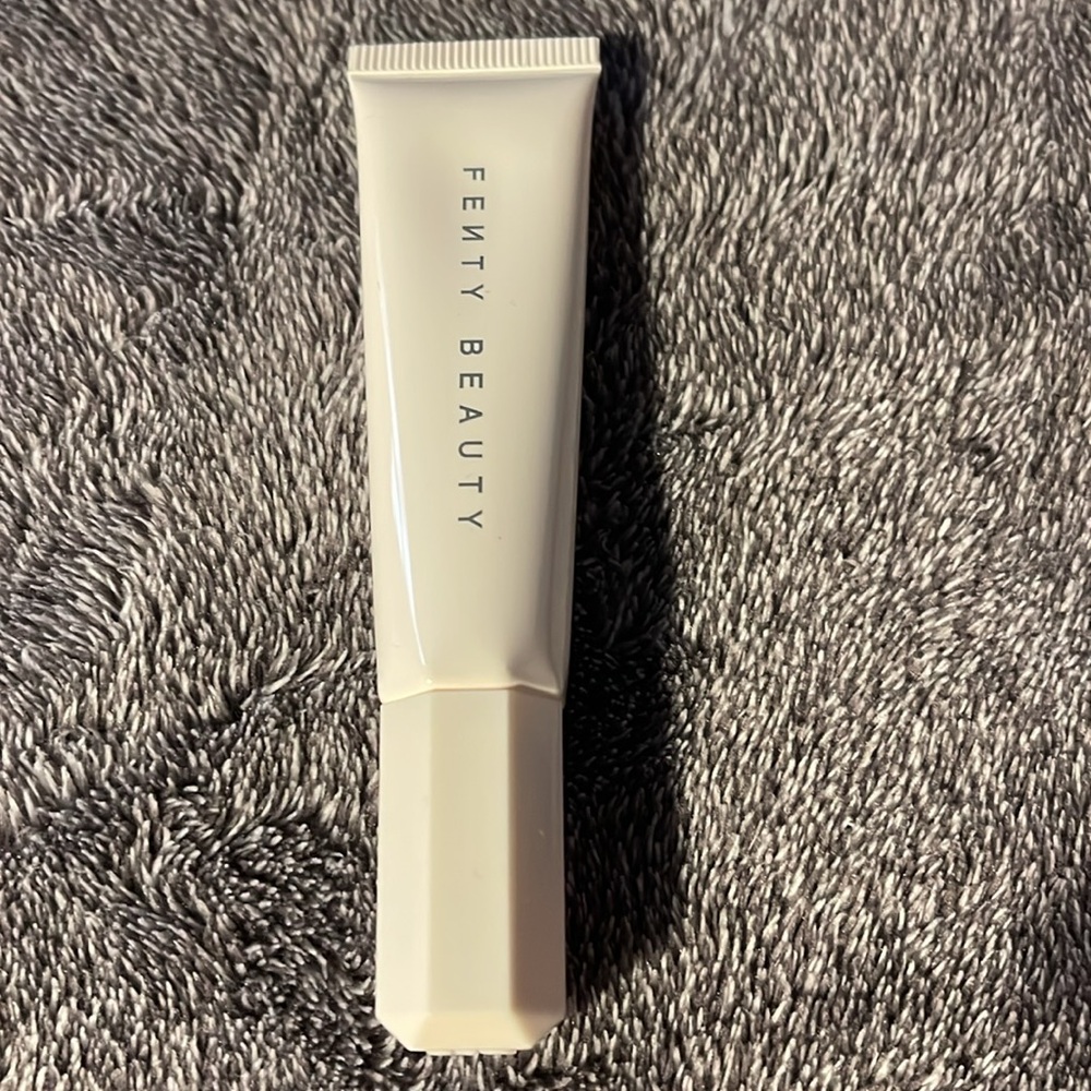 Fenty Hint Hint Pro Kiss’r Luscious Lip Balm - Picture 7 of 8